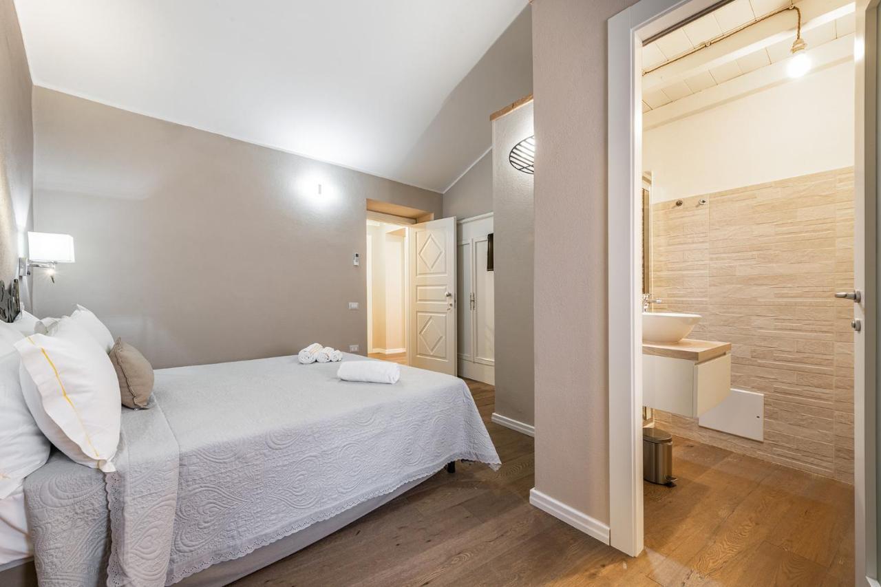 Promenade Boutique Rooms - City Centre Cagliari Luaran gambar