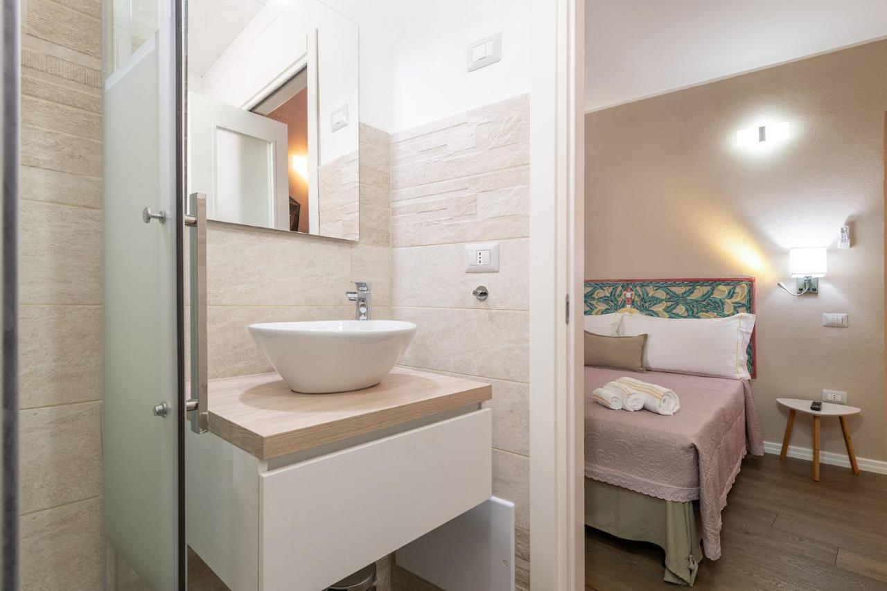 Promenade Boutique Rooms - City Centre Cagliari Luaran gambar