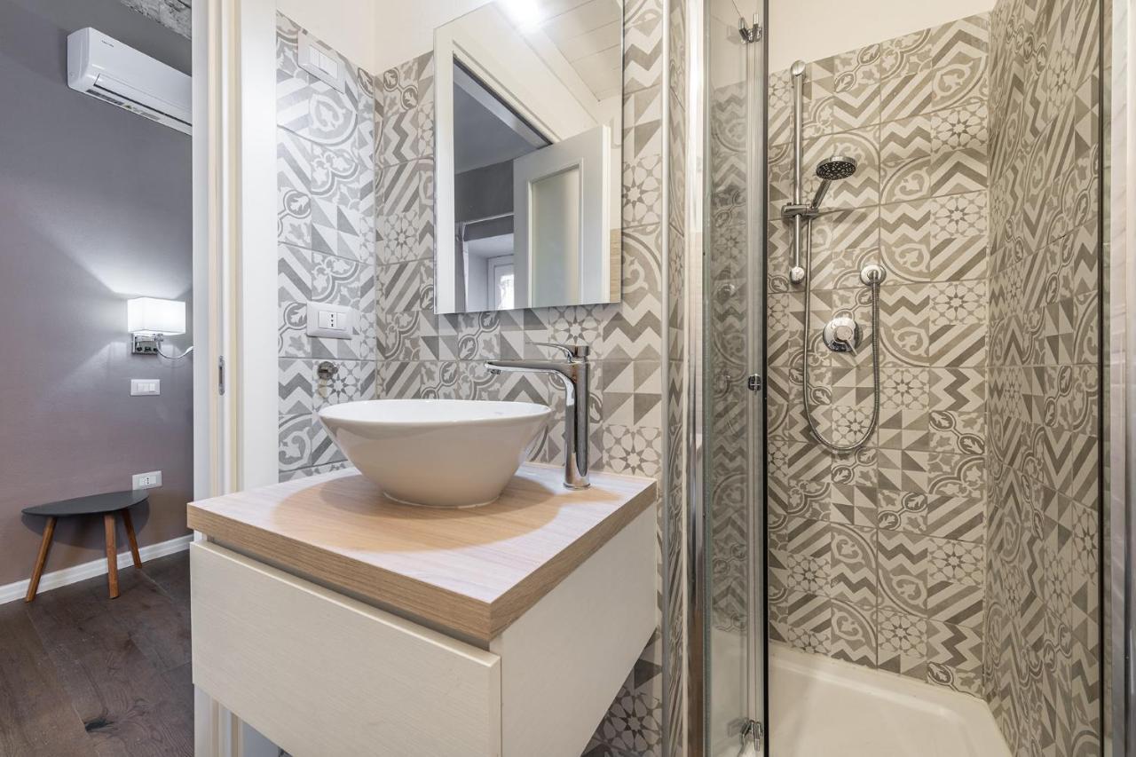Promenade Boutique Rooms - City Centre Cagliari Luaran gambar