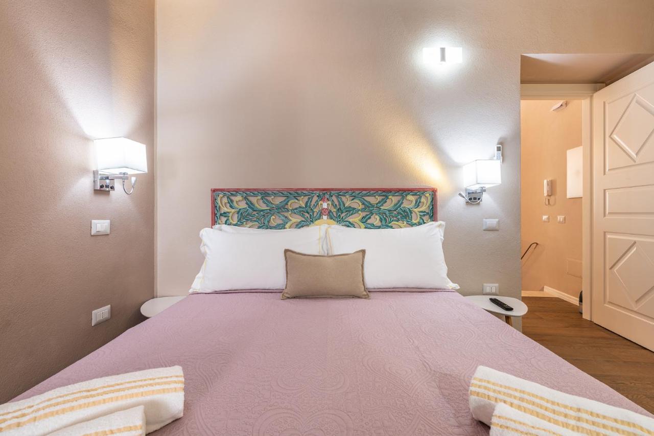 Promenade Boutique Rooms - City Centre Cagliari Luaran gambar