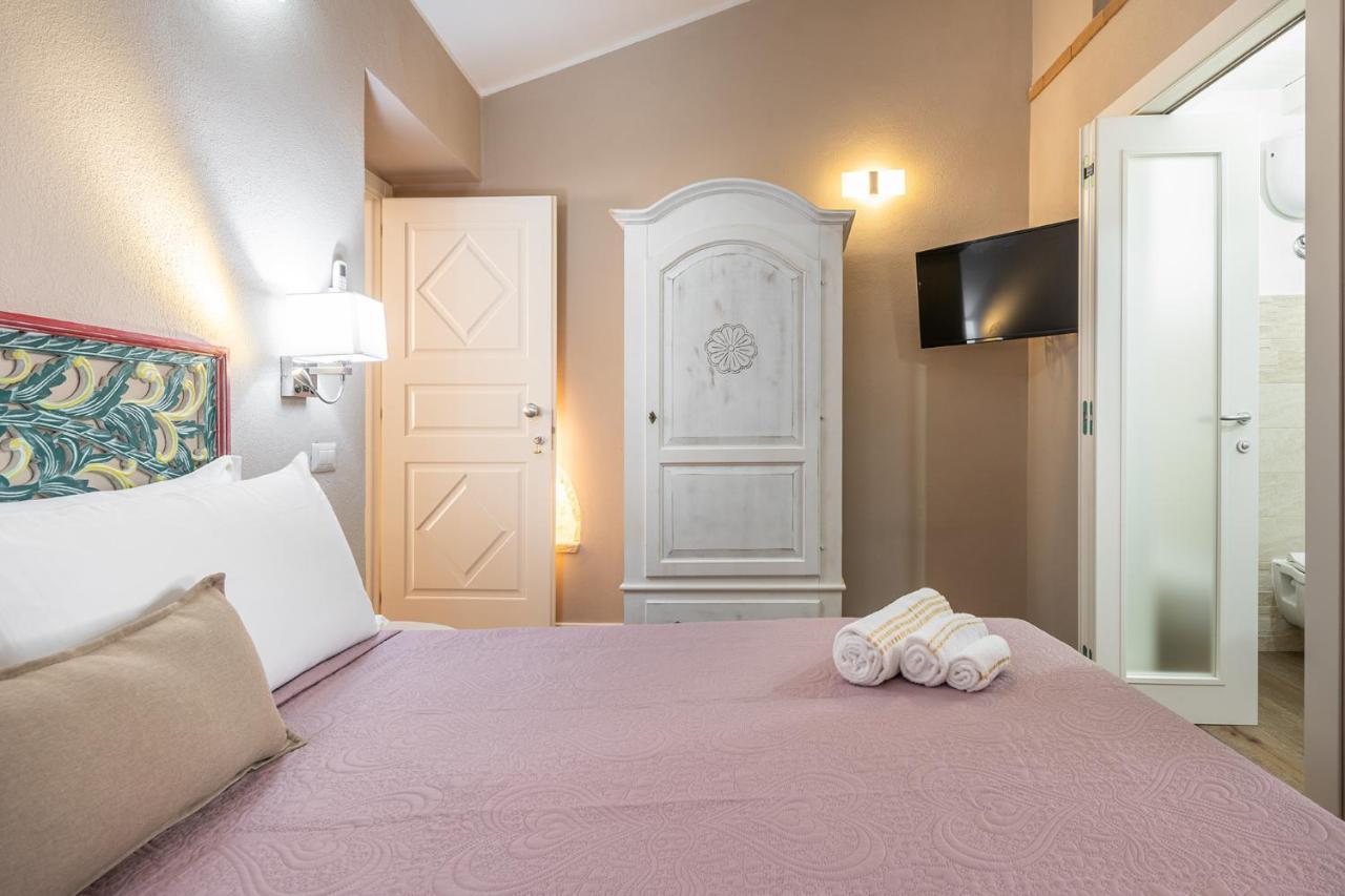 Promenade Boutique Rooms - City Centre Cagliari Luaran gambar