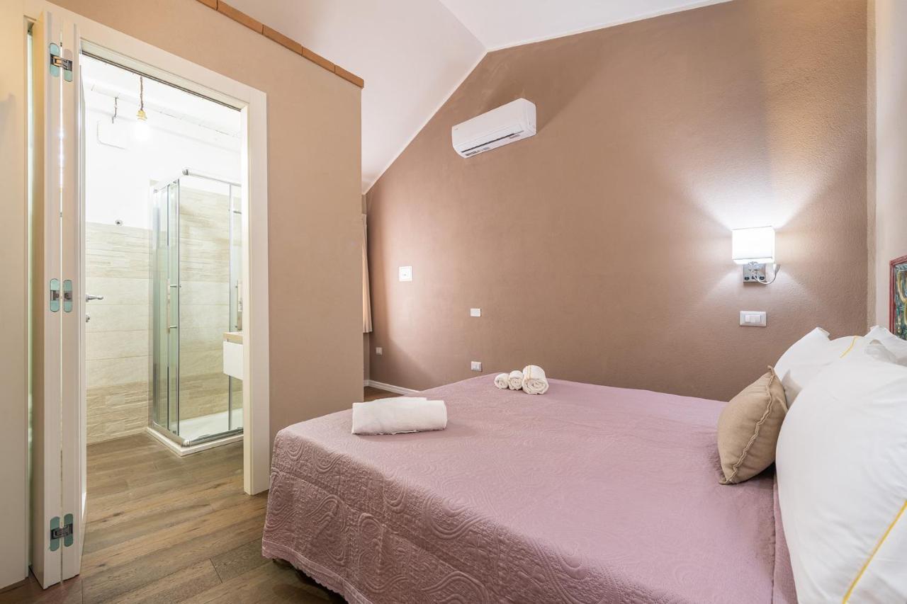 Promenade Boutique Rooms - City Centre Cagliari Luaran gambar